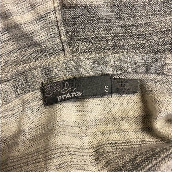 PRANA | Women's Gray Hooded Light Sweater - Picture 3 of 4